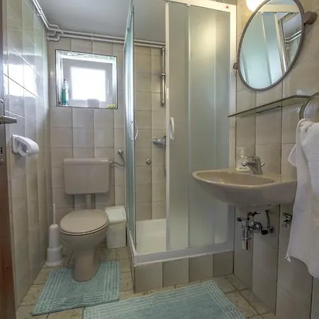 Anka D Apartment *