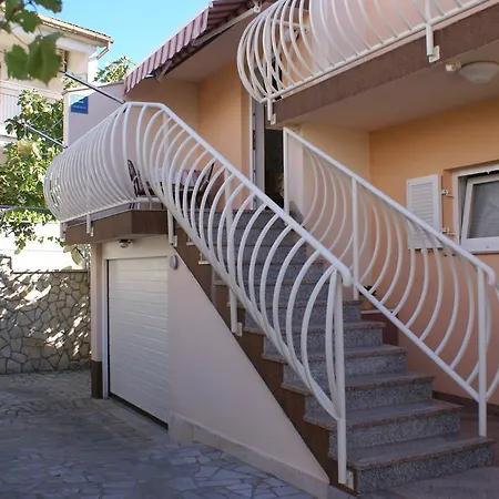 Anka D Apartament Veglia